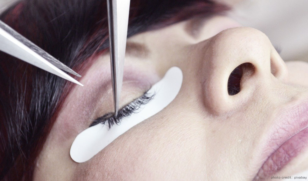 Lash technician benefits Scottish Beauty