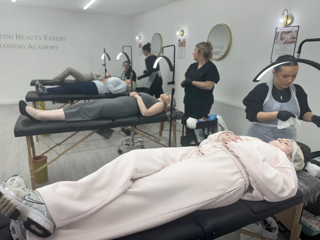 Hands-on lip blush course session